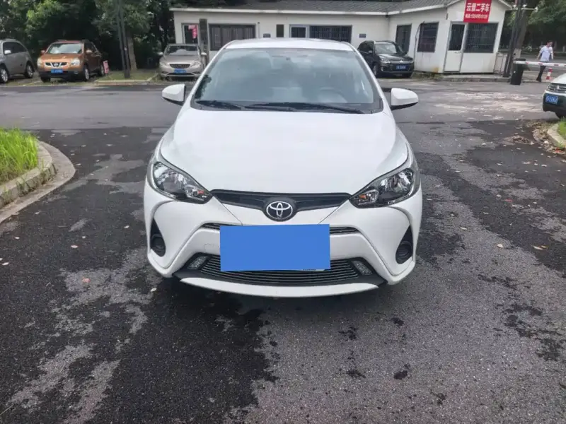 Toyota Yaris L, 2021