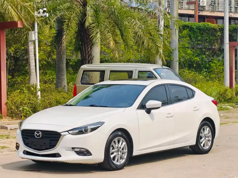 Mazda 3 Axela, 2018