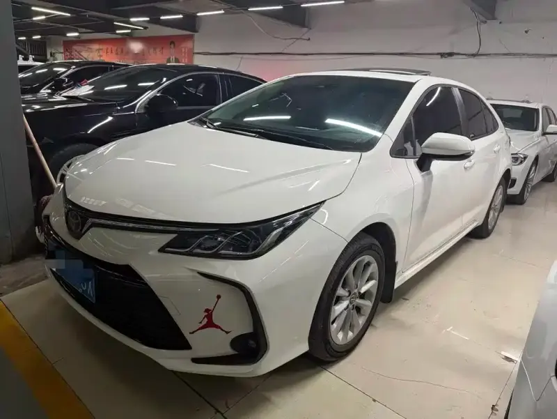 Toyota Corolla, 2020 — фото 1