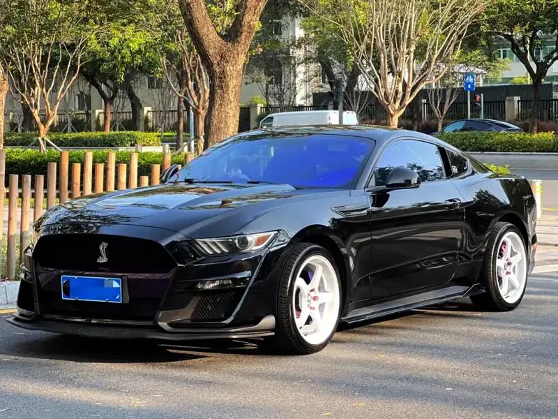 Ford Mustang, 2015