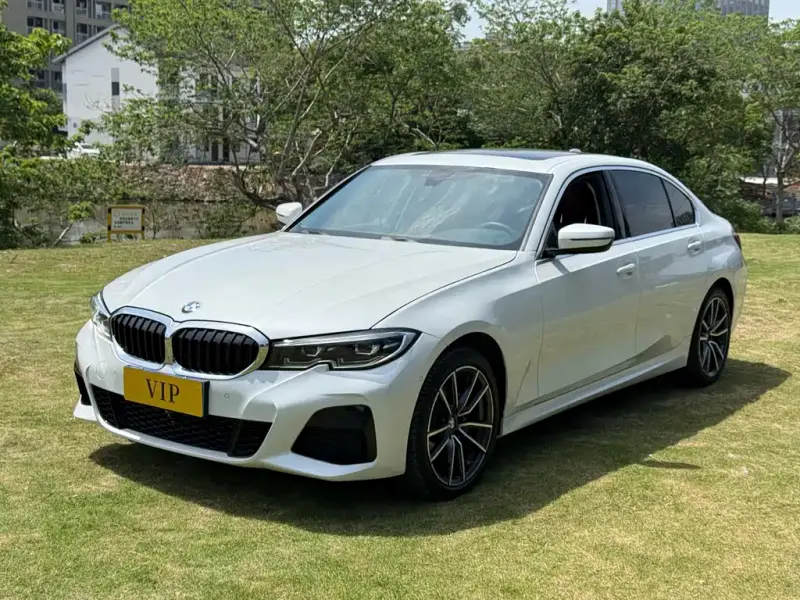 BMW 3 Series, 2021