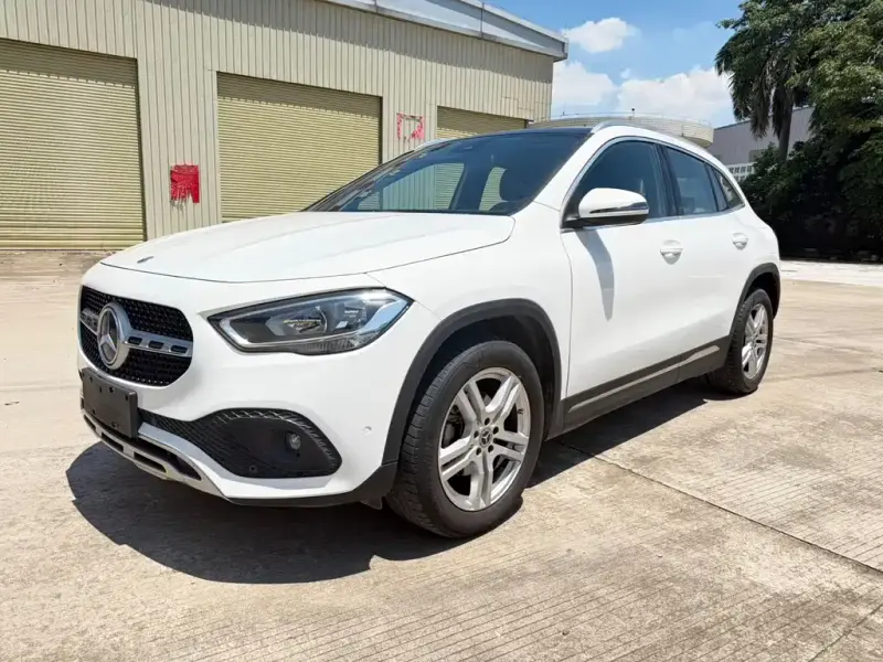 Mercedes-Benz GLA, 2022 — фото 1