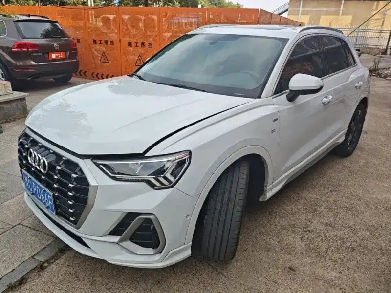 Audi Q3, 2023