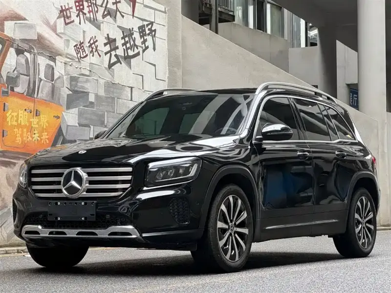 Mercedes-Benz GLB, 2025