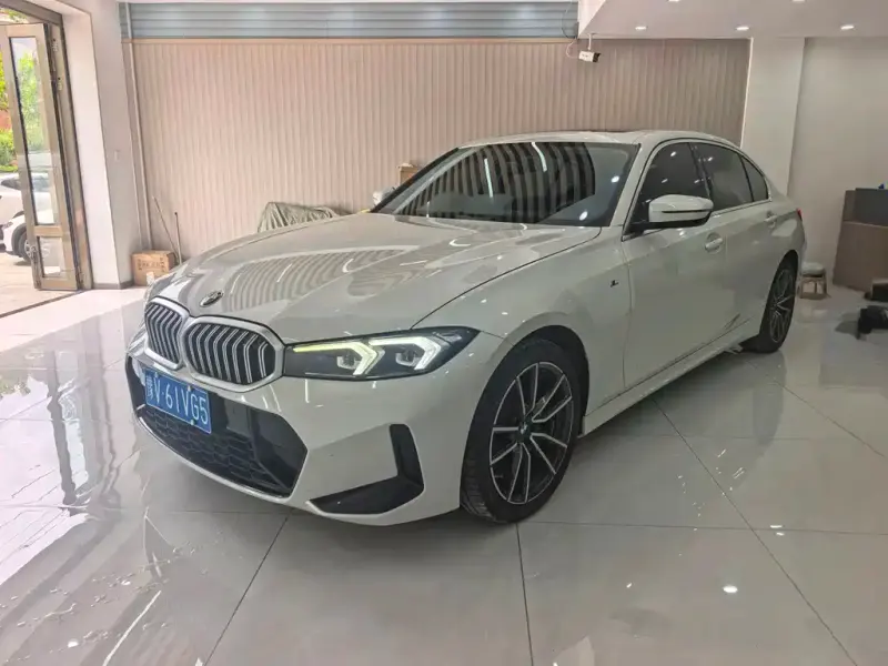 BMW 3 Series, 2023