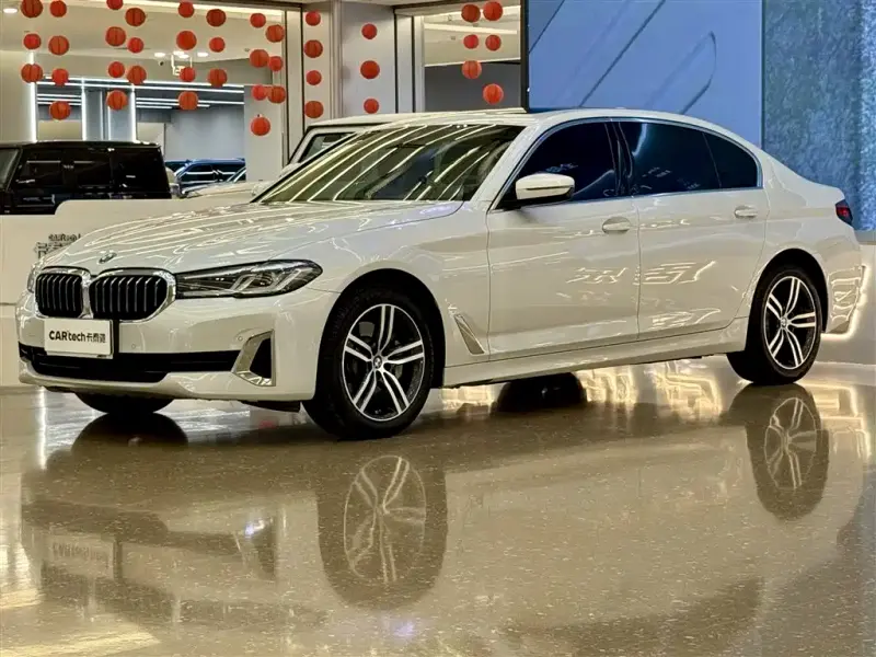 BMW 5 Series, 2021