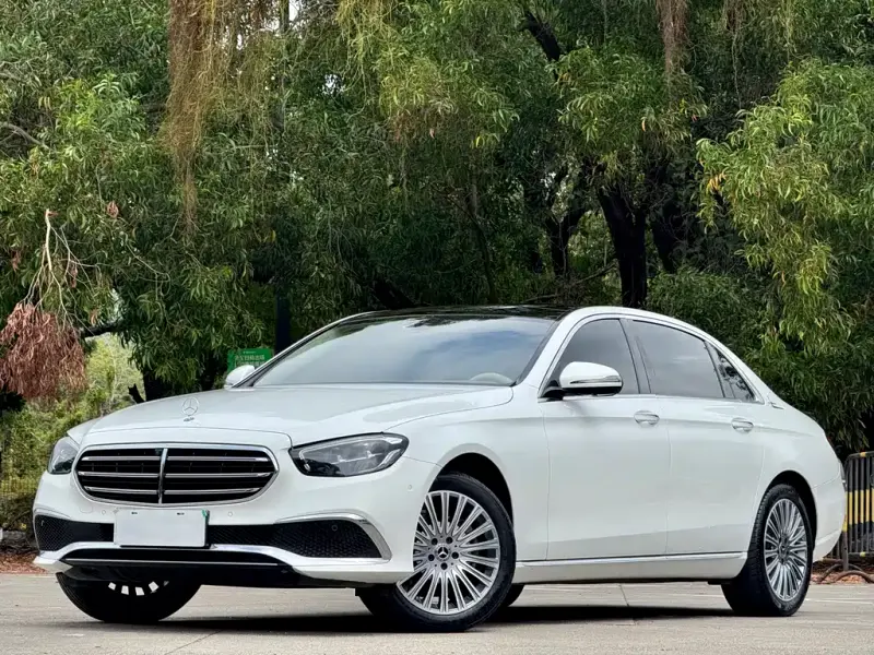 Mercedes-Benz E-Class, 2023