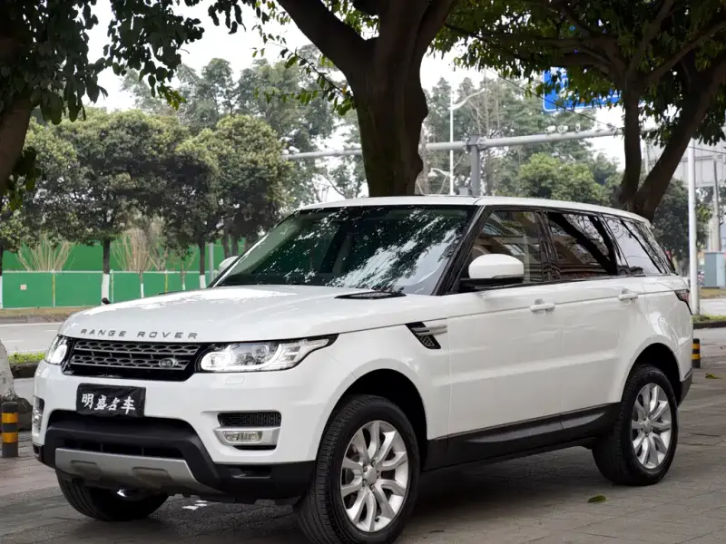 Land Rover Sport, 2015