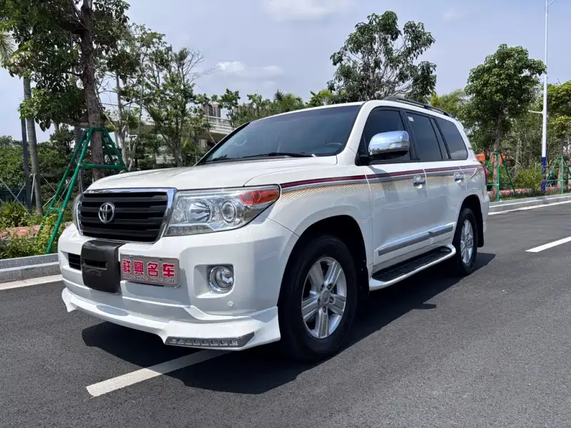 Toyota Land Cruiser, 2015