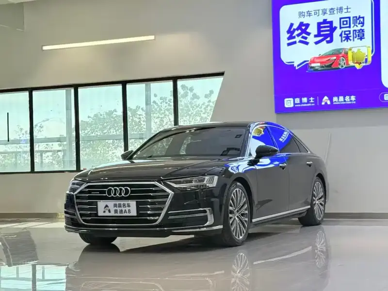 Audi A8, 2018 — фото 1