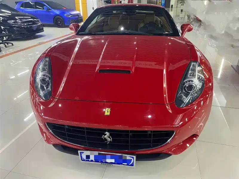 Ferrari California T, 2013
