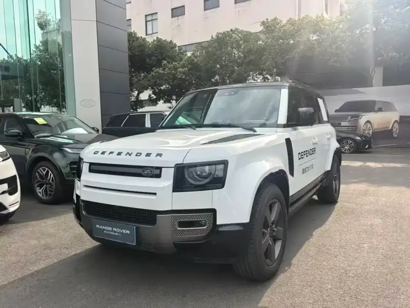 Land Rover Defender, 2025