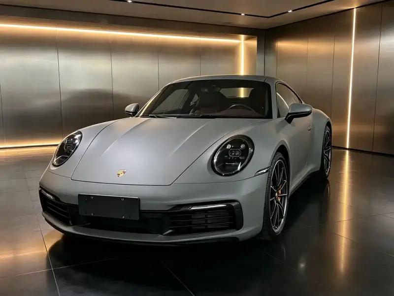 Porsche 911, 2024