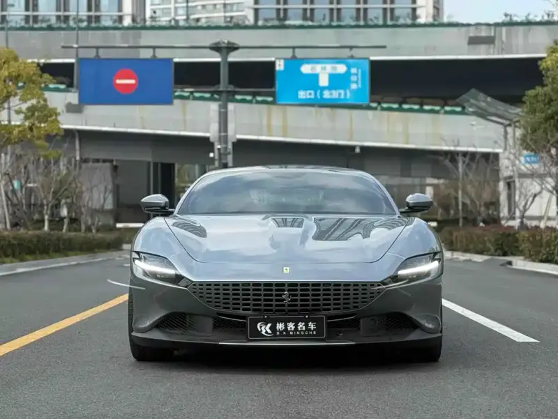Ferrari Roma, 2021