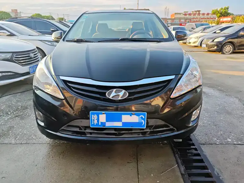 Hyundai Verna, 2014
