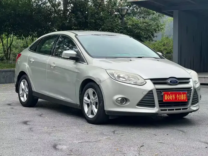 Ford Focus, 2013 — фото 1