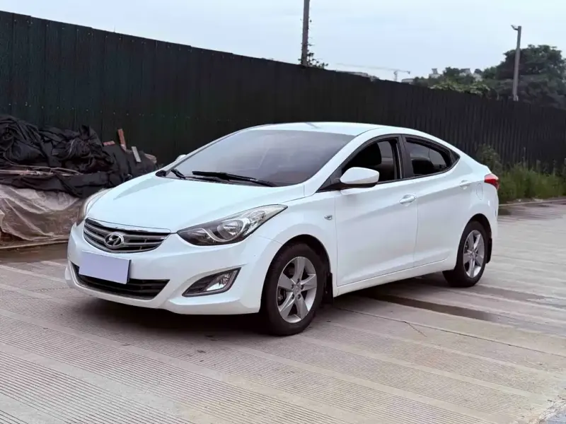 Hyundai Elantra Langdong, 2014