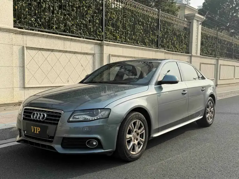 Audi A4L, 2010