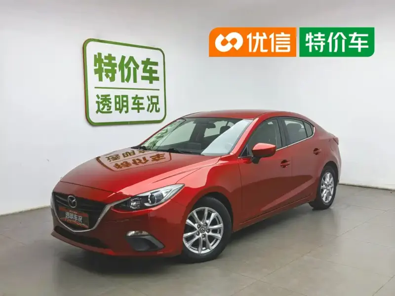 Mazda 3 Axela, 2015