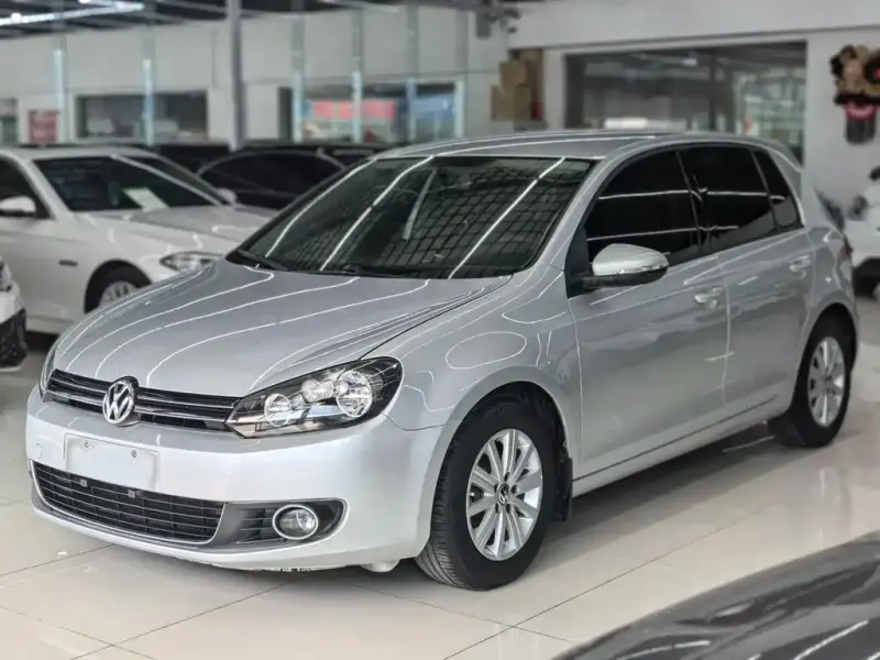 Volkswagen Golf, 2010