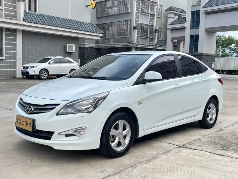 Hyundai Verna, 2016