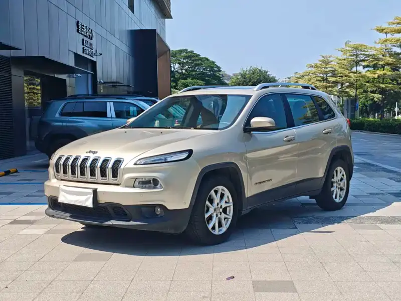 Jeep Cherokee, 2016 — фото 1