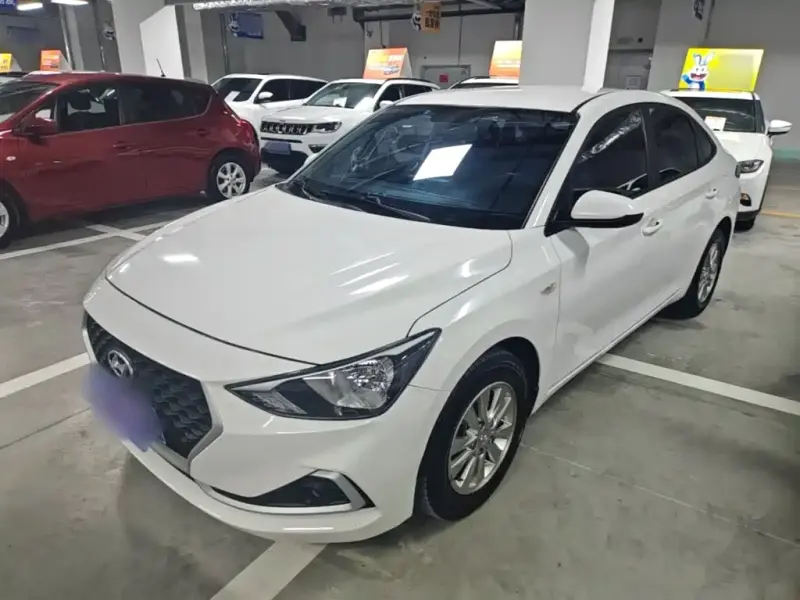 Hyundai Elantra, 2020 — фото 1