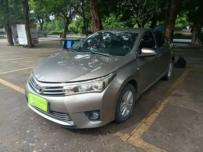 Toyota Corolla, 2015 — фото 1