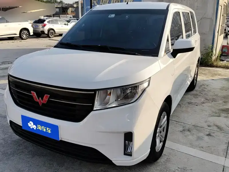 Wuling Hongguang PLUS, 2020