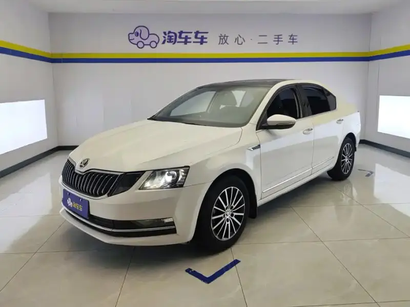 Skoda Octavia, 2017 — фото 1
