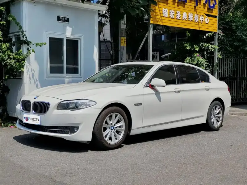 BMW 5 Series, 2011