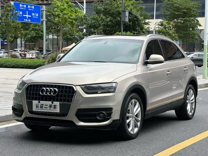 Audi Q3, 2015