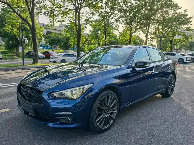 Infiniti Q50L, 2016