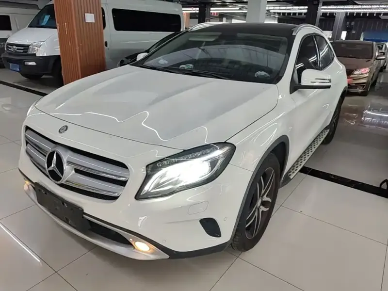 Mercedes-Benz GLA, 2016 — фото 1