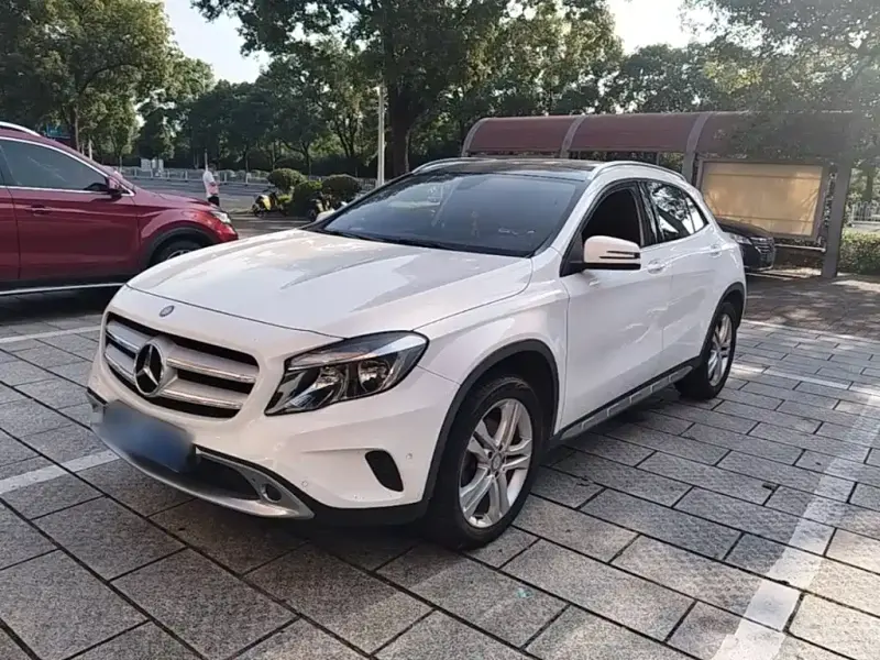 Mercedes-Benz GLA, 2016 — фото 1