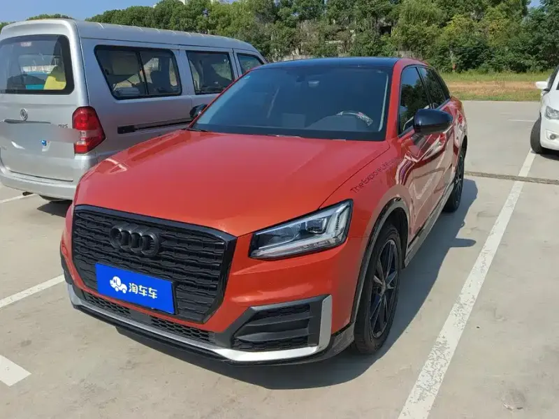 Audi Q2L, 2019