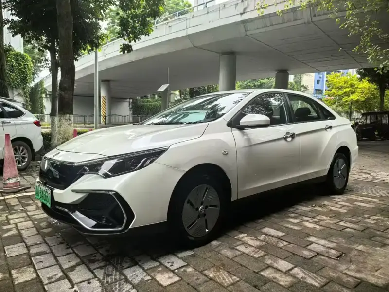 Venucia D60 EV, 2025