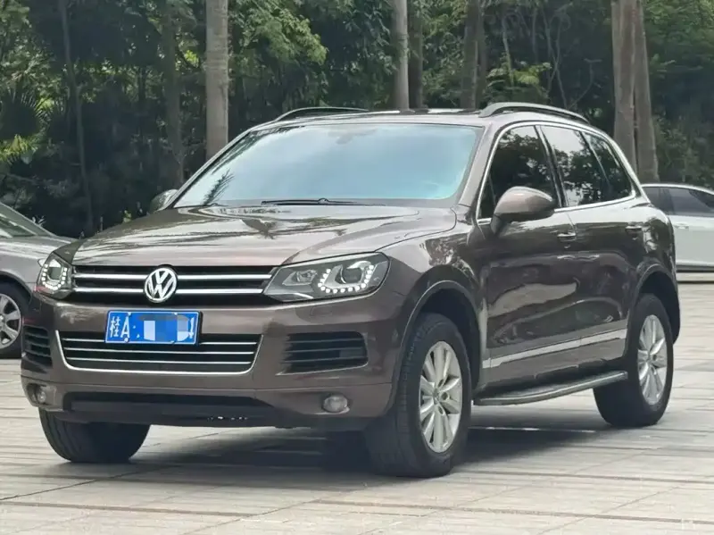 Volkswagen Touareg, 2013
