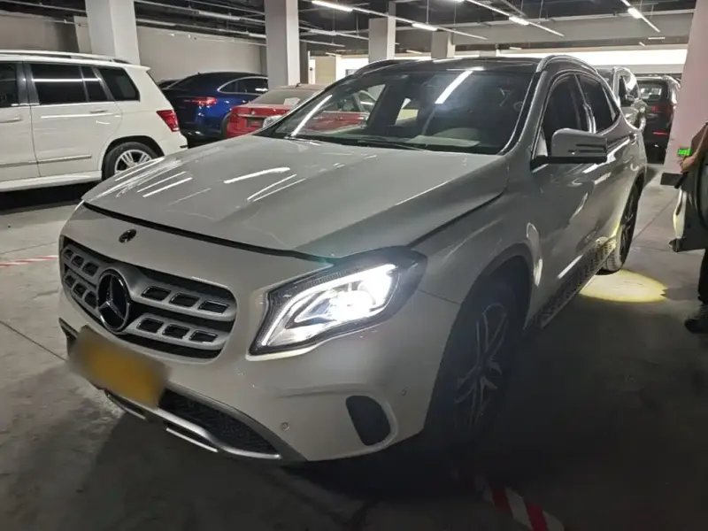 Mercedes-Benz GLA, 2018 — фото 1
