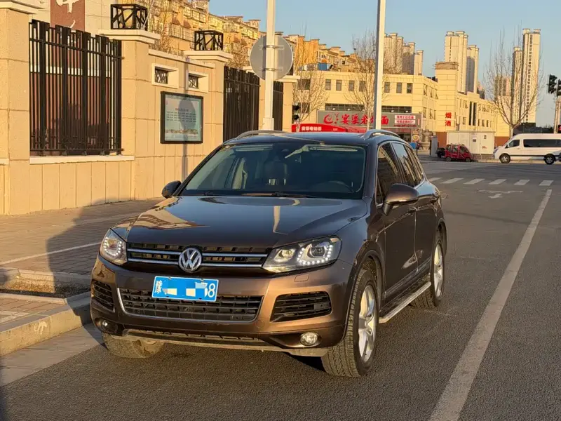 Volkswagen Touareg, 2013