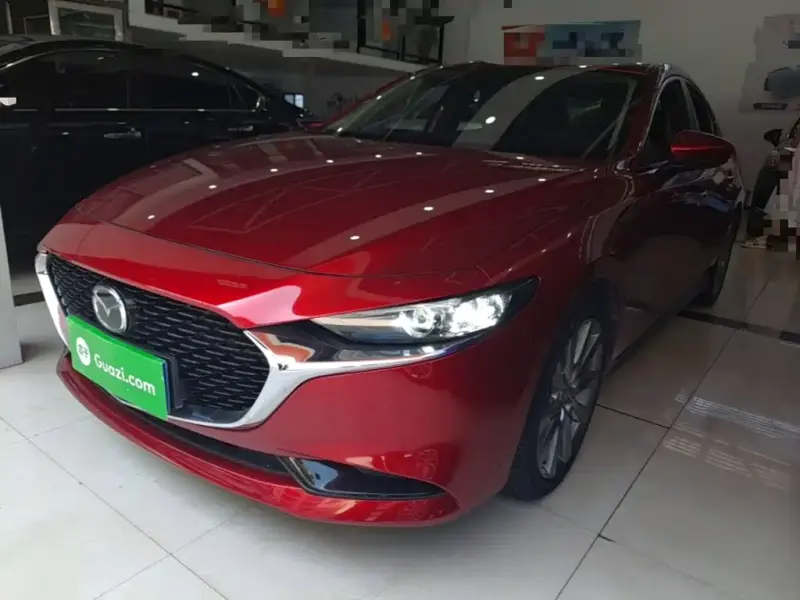 Mazda 3 Axela, 2022