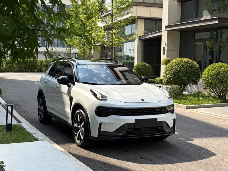 Lynk & Co 01, 2021