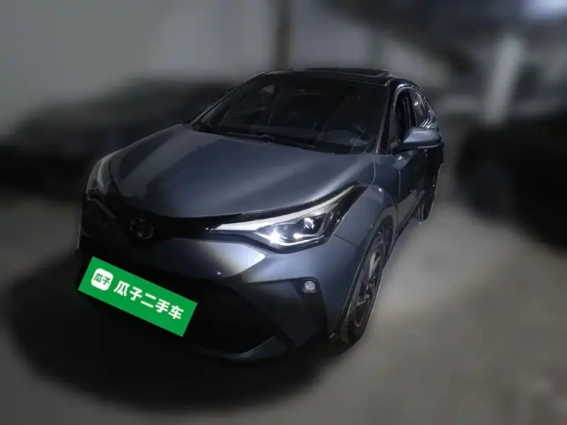 Toyota C-HR, 2022 — фото 1