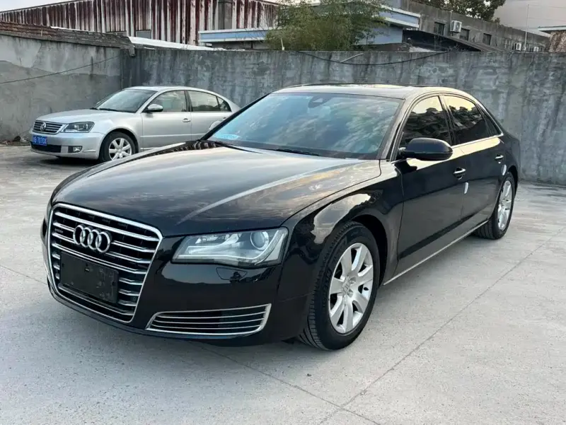 Audi A8, 2014 — фото 1