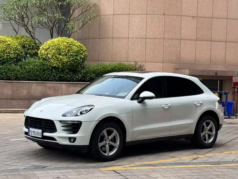 Porsche Macan, 2016 — фото 1