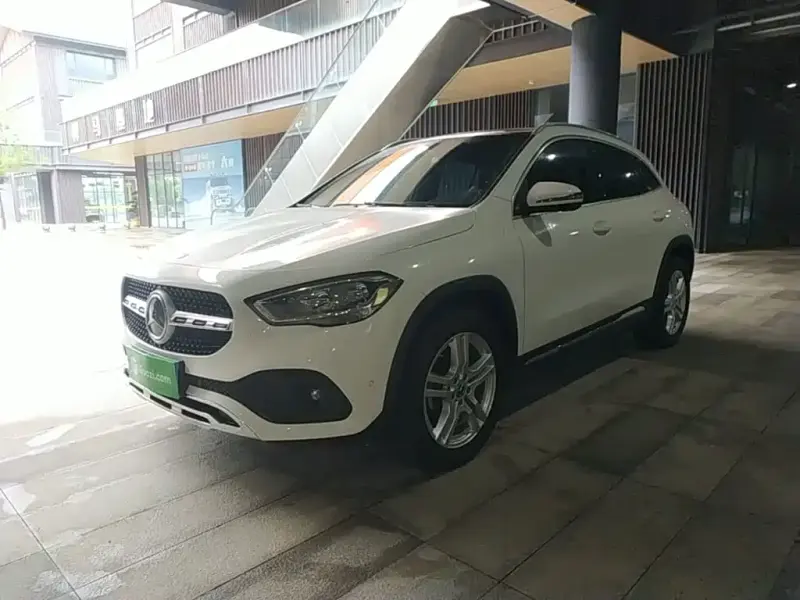 Mercedes-Benz GLA, 2020 — фото 1