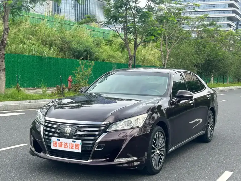 Toyota Crown, 2019