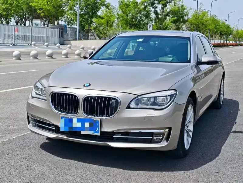 BMW 7 Series, 2015