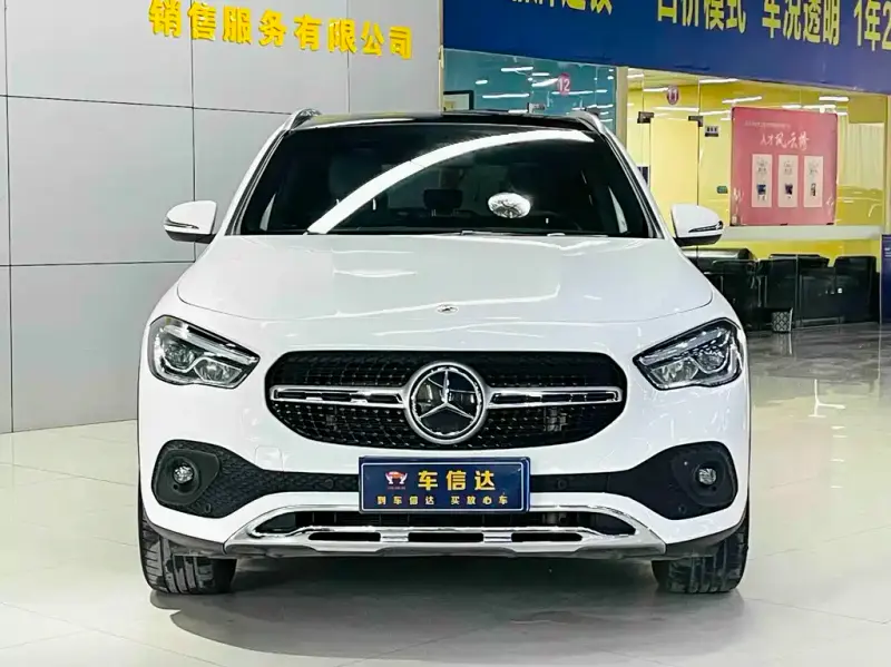 Mercedes-Benz GLA, 2021 — фото 1