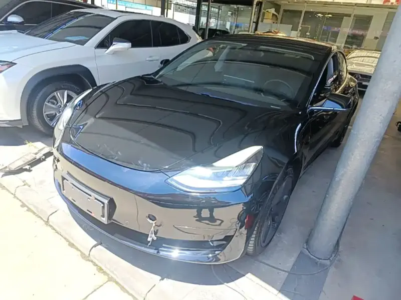 Tesla Model 3, 2020